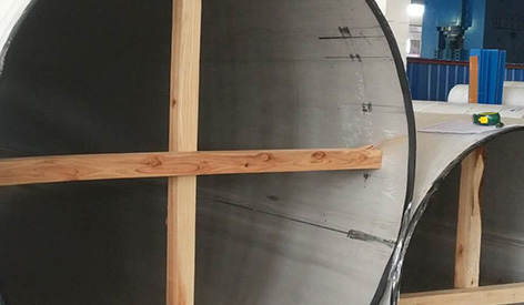 The perfect combination of the firmness, durability, and diversity of stainless steel pipes and welded steel pipes